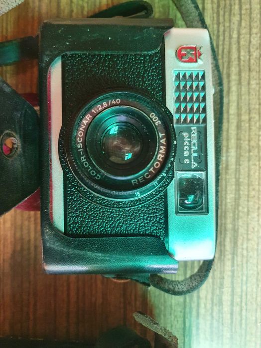 Máquina Fotográfica Regula Picca C e Flash Agfatronic 220B