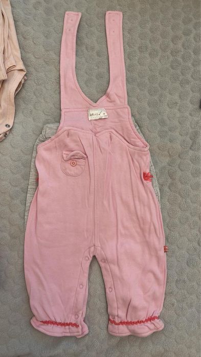 Набір речей на дівчинку