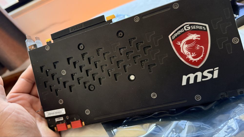 AMD Ryzen 5 1600 + MSI GTX 1070 Gaming