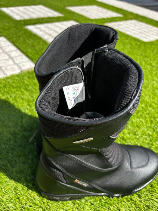 Vendo botas de mota novas, nunca usadas!