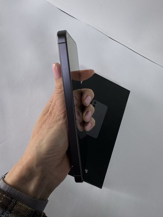 Телефон Samsung Galaxy S24 8/128