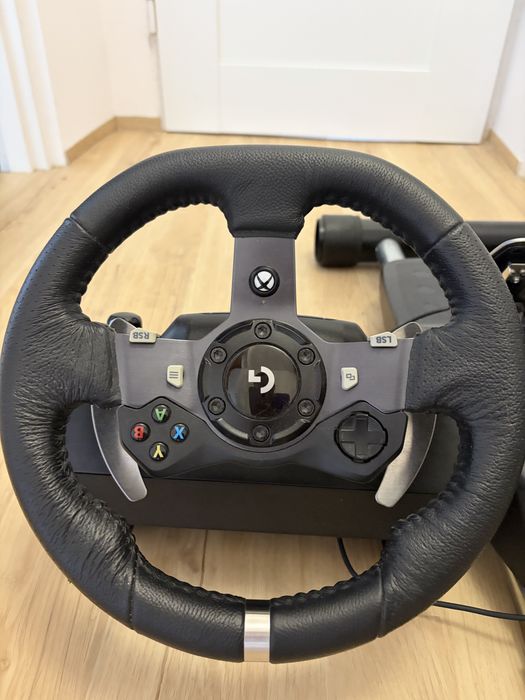 Kierownica i stojak Logitech