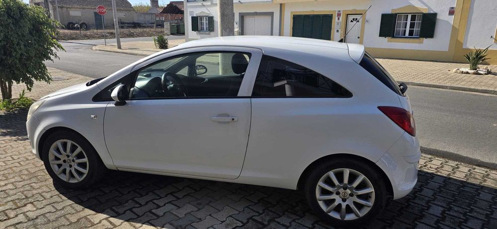 Opel Corsa D - Van