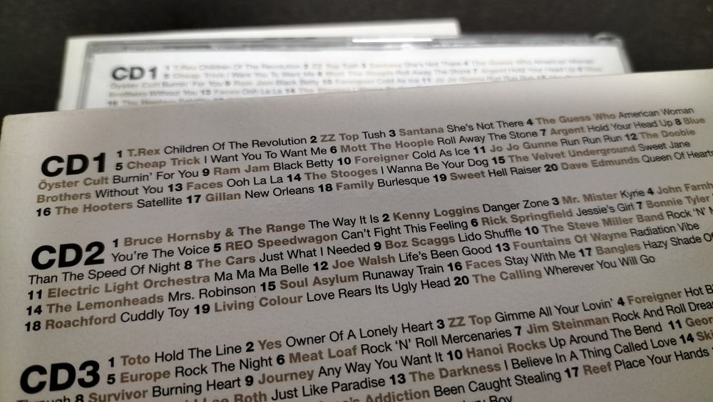 Box 5 cd. Rock heavy Metal. Hard Rock. Caixa