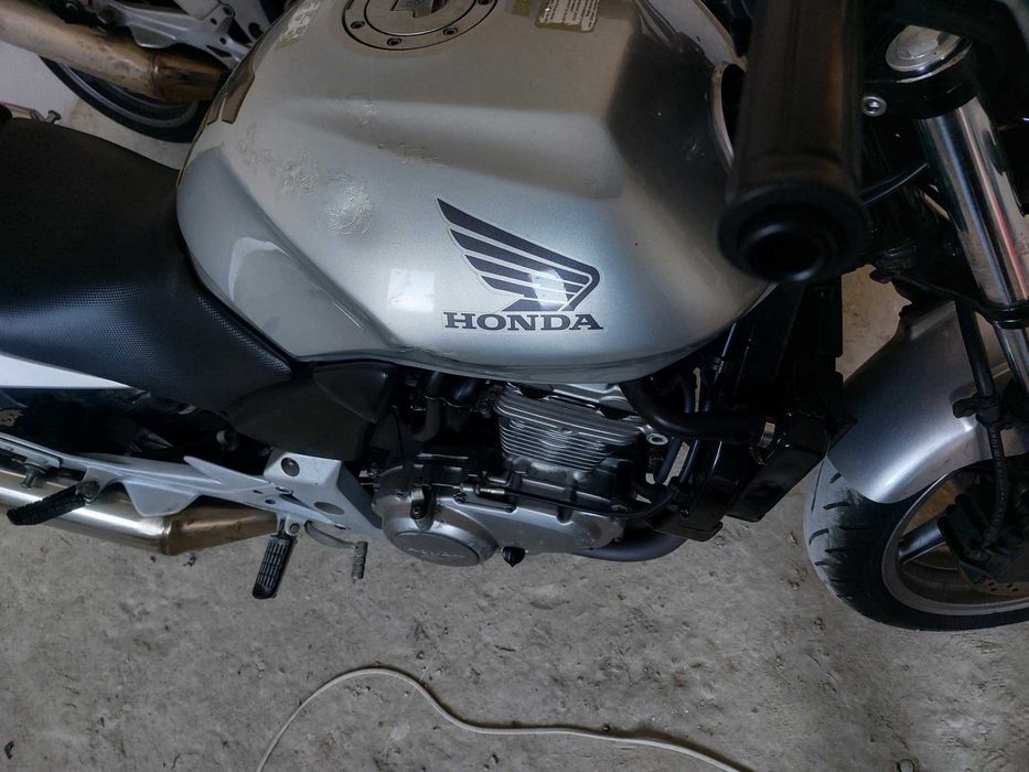 Honda CBF 500 2004 рік