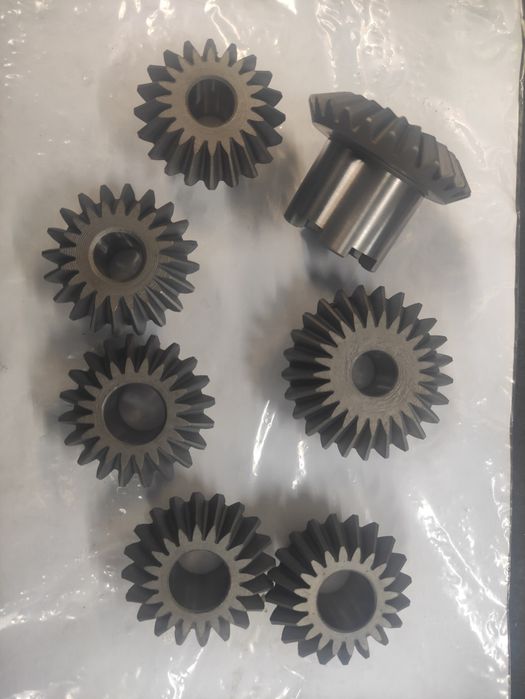 Kół zębate stożkowe przekładni Krone Titan 13/27, sprzęgło kłowe 
Koła