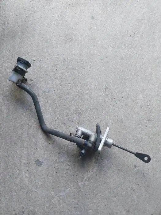 pompa sprzęgła zbiorniczek 1.6 crdi kia pro ceed 09r d4f