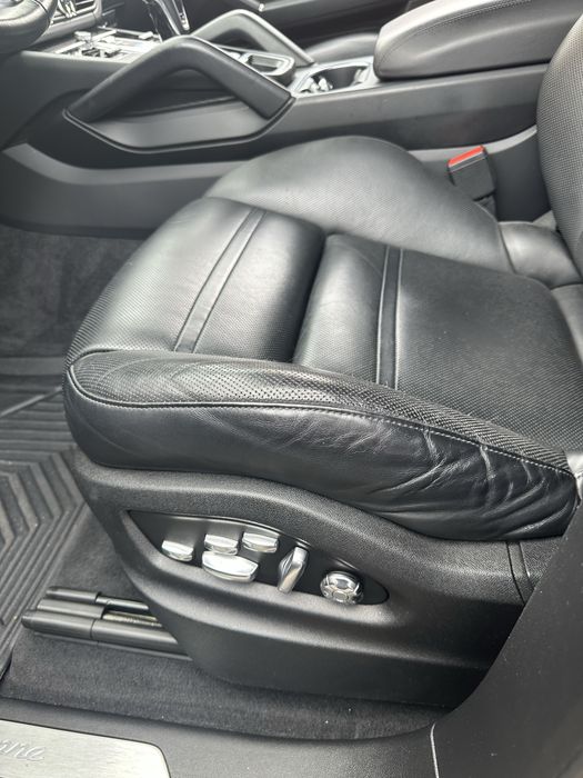 Porsche Cayenne — fotografia 10