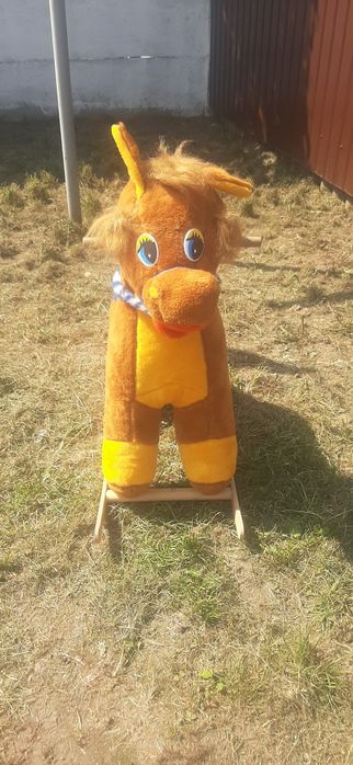 Лошадка- качалка.