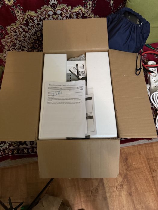 Гібридний однофазний інвертор