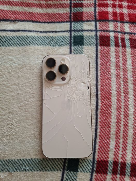 Iphone 16 pro uszkodzony