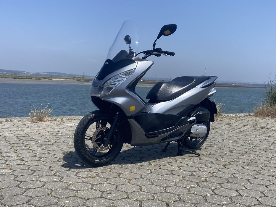 Motocicleta Honda PCX 2017