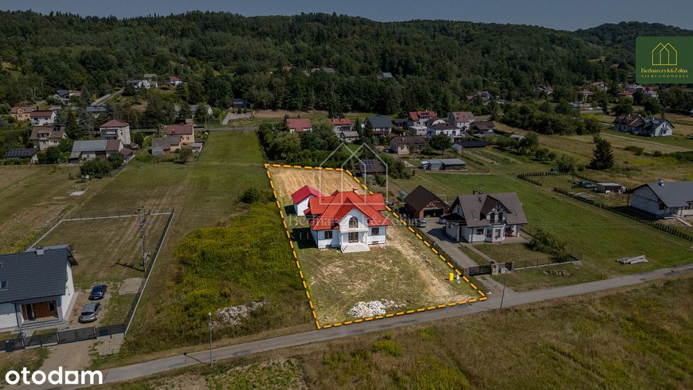 Przestronny dom z dużą działką - Jasło, Krajowice