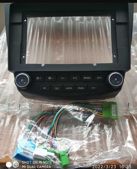 Honda/Toyota/Ford/BMW - Frame 2Din - Novo.