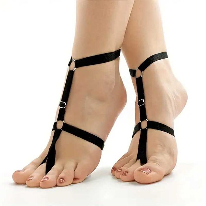 Черный эластичный ремешок на щиколотку