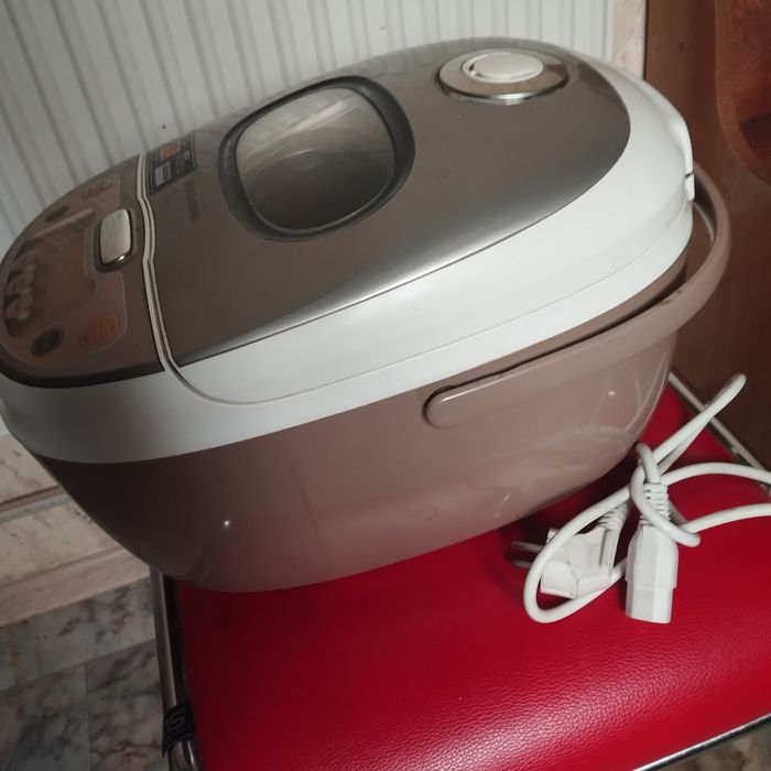 Мультиварка Redmond