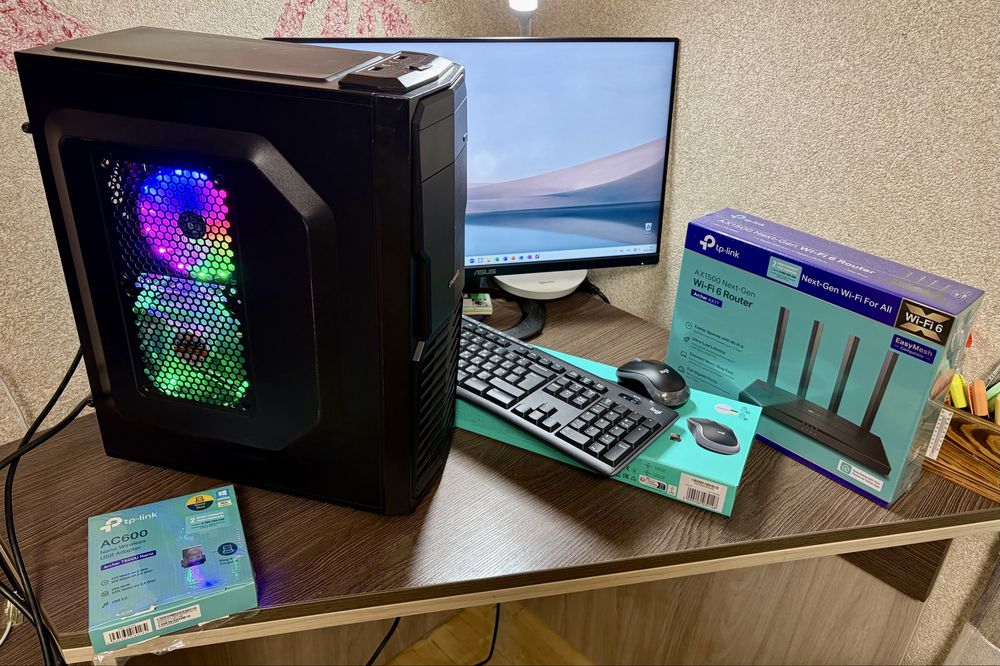 Пк ігровий Компютер / Intel 10 ядер / AMD 8Gb +клавіатура+мишка+wifi