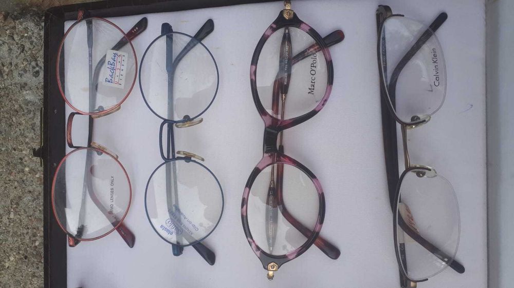 Óculos (Armações de várias marcas)