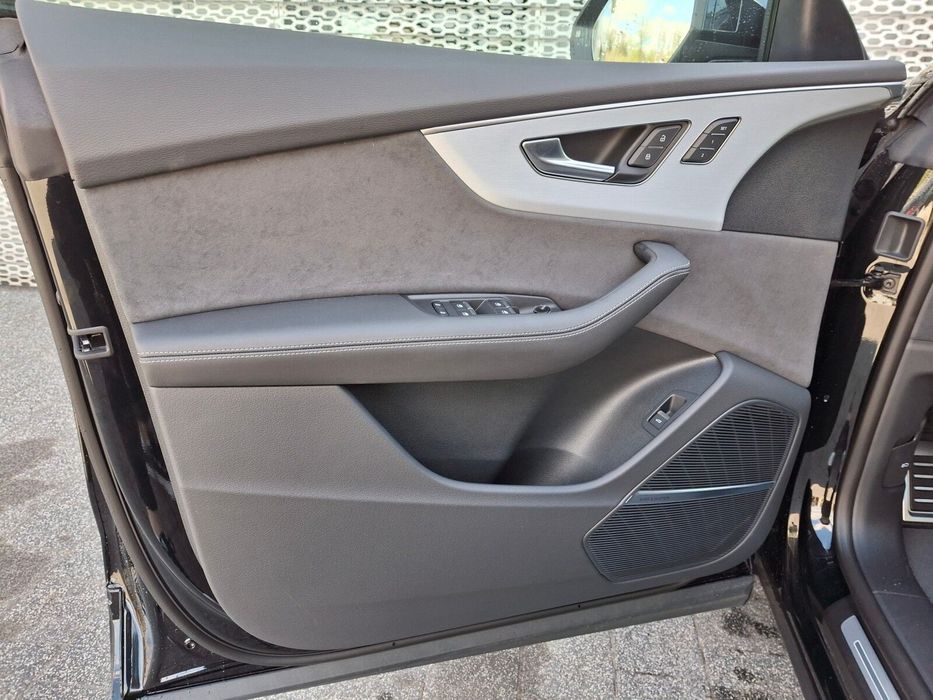 Audi Q8 SUV TDI quattro 210 kW tiptronic * Pakiet Innovation *