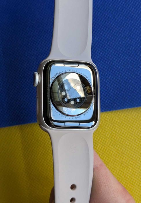Магазин Гарантія Apple Watch 7 41 мм Starlight справні все працює