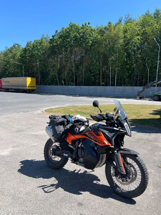 KTM 890 Adventure ADV 2022 (9500km) + Dodatki