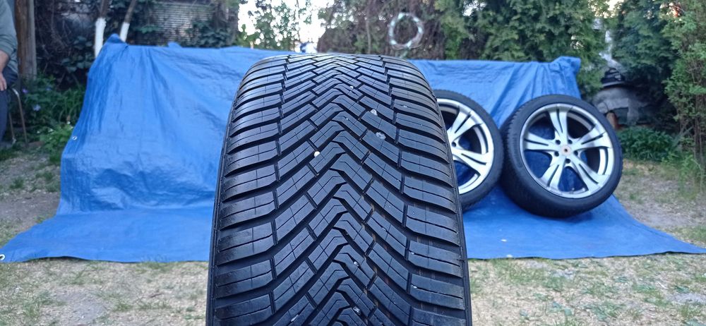 Felgi Koła Aluminiowe 225/40/R18 CONTINENTAL 8mm 5x112 VW AUDI SEAT