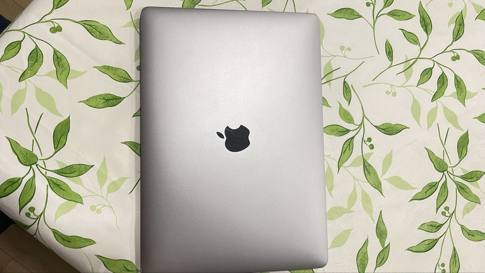 Vendo Macbook pro 2017 para peças