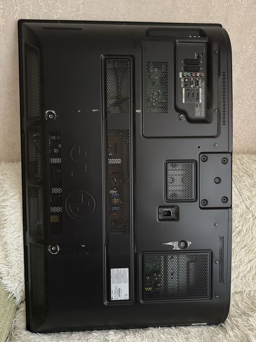 Плазменний телевізор LG - 42