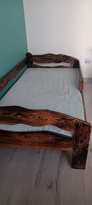 Łóżko dziecięce sosnowe 160x80 + materac – ręcznie robione
