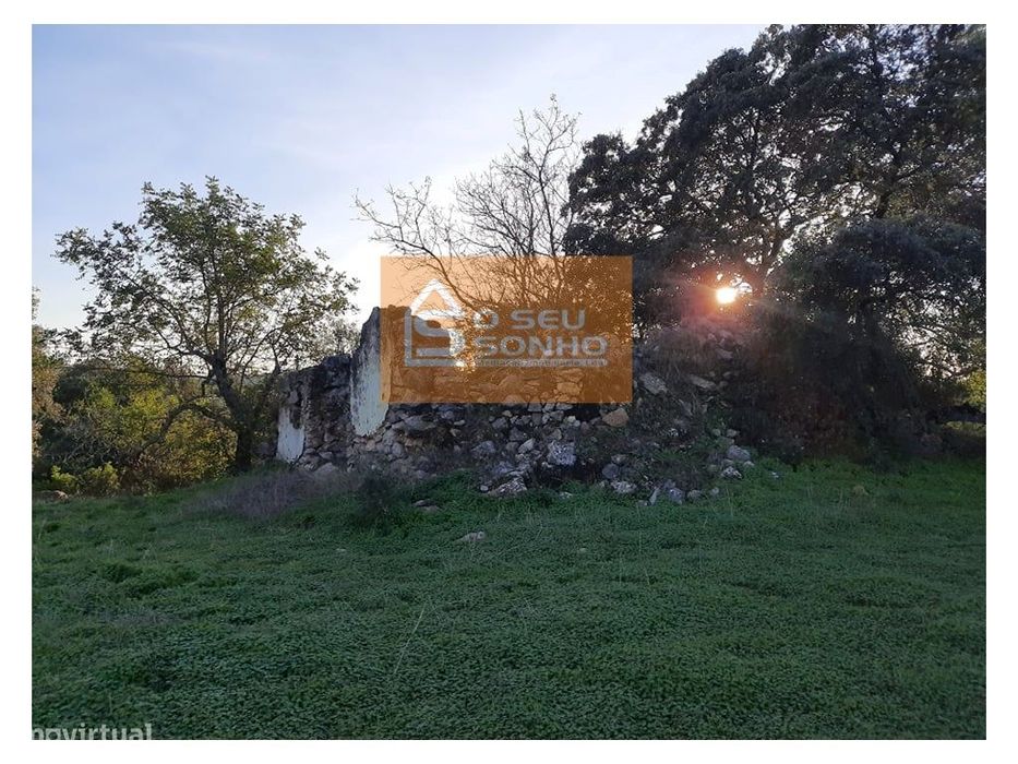 Propriedade com Ruína perto de São Brás de Alportel