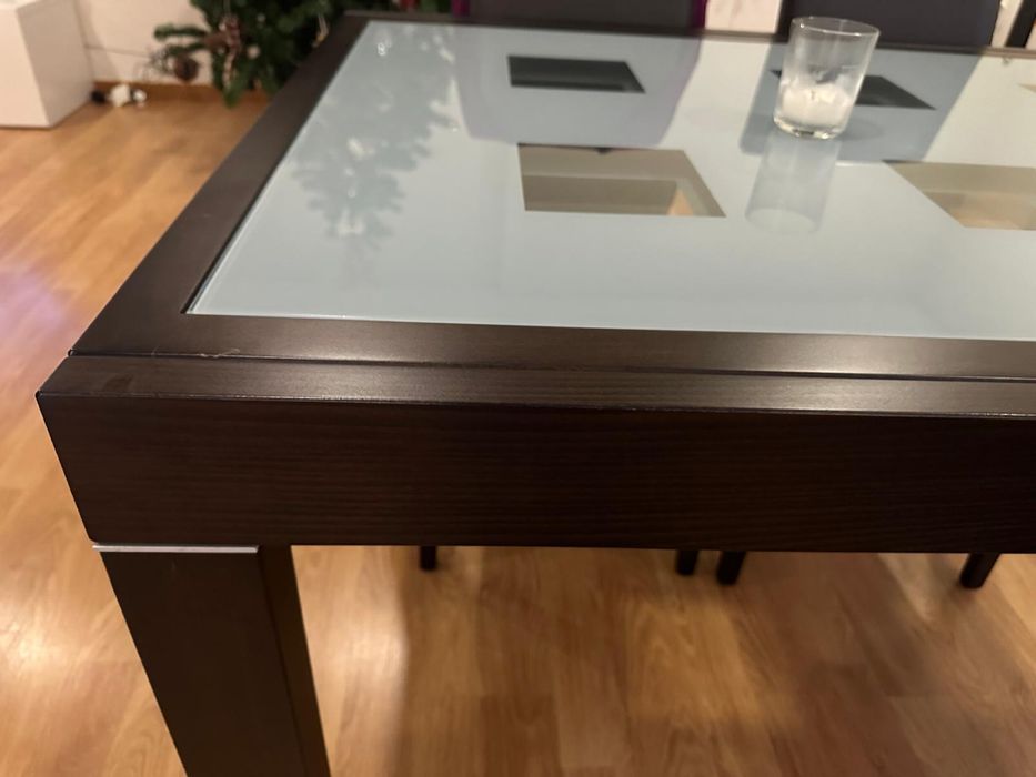 Mesa de jantar extensível com 4 cadeiras