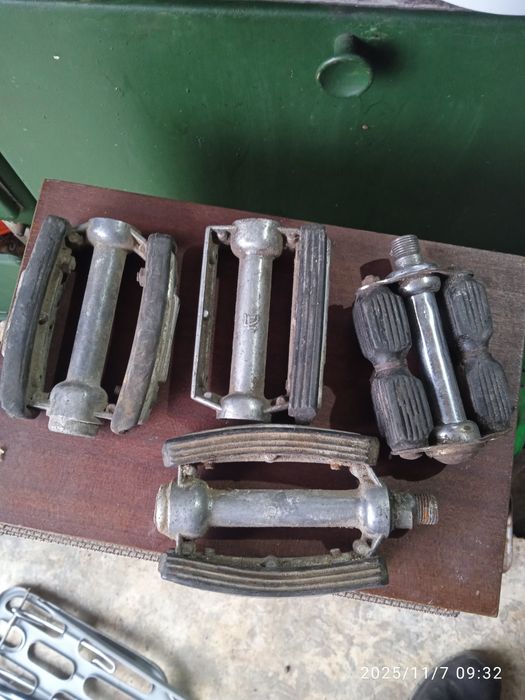 Продам запчастини до велосипедів