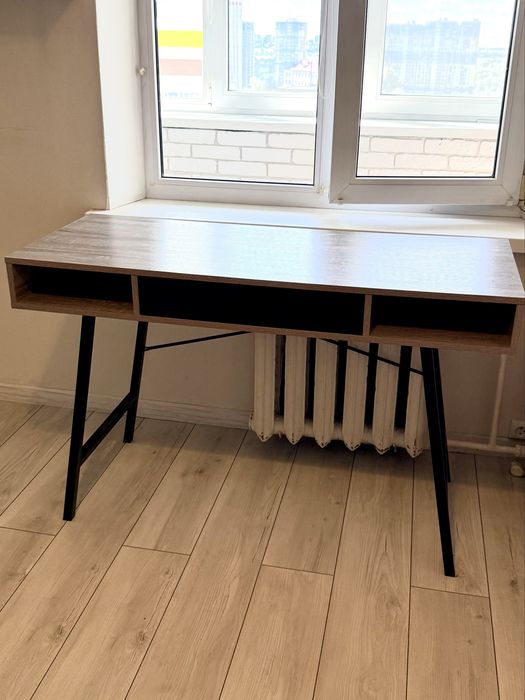 Письмовий стіл JYSK 120x48
