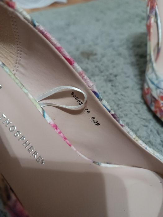 Туфлі Atmosphere