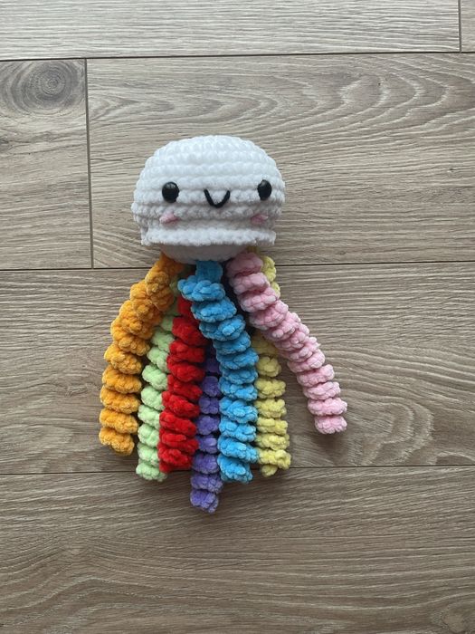 ośmiorniczka na szydełku