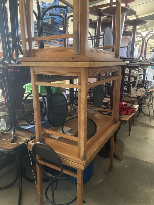 Mobiliário café ou restaurante