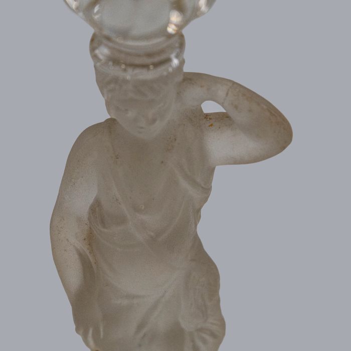 Antigo Castiçal Vidro Figura Feminina