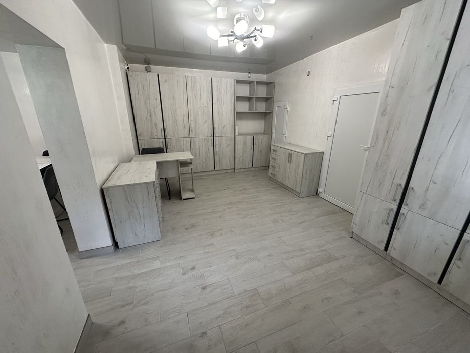 Продається приміщення в центрі міста