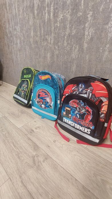 Рюкзак школьный 1-4 класс