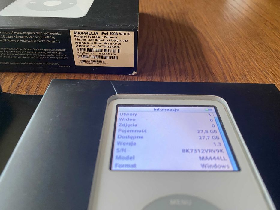 Apple iPod 5.5G generacji Enhanced 30GB MA444LL/A A1136 Classic Video