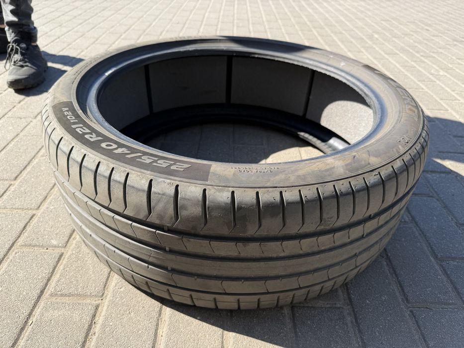 Opony Pirelli P-zero 255/40/R21