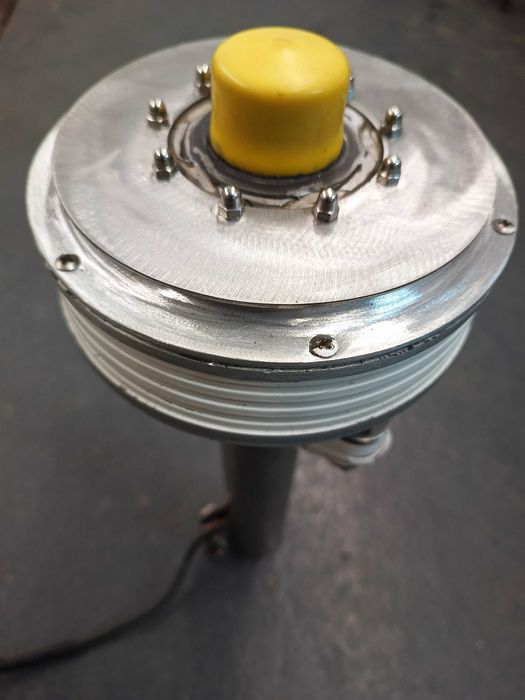 Wolnoobrotowa prądnica generator elektrownia wiatrowa pod maszt 12/24v