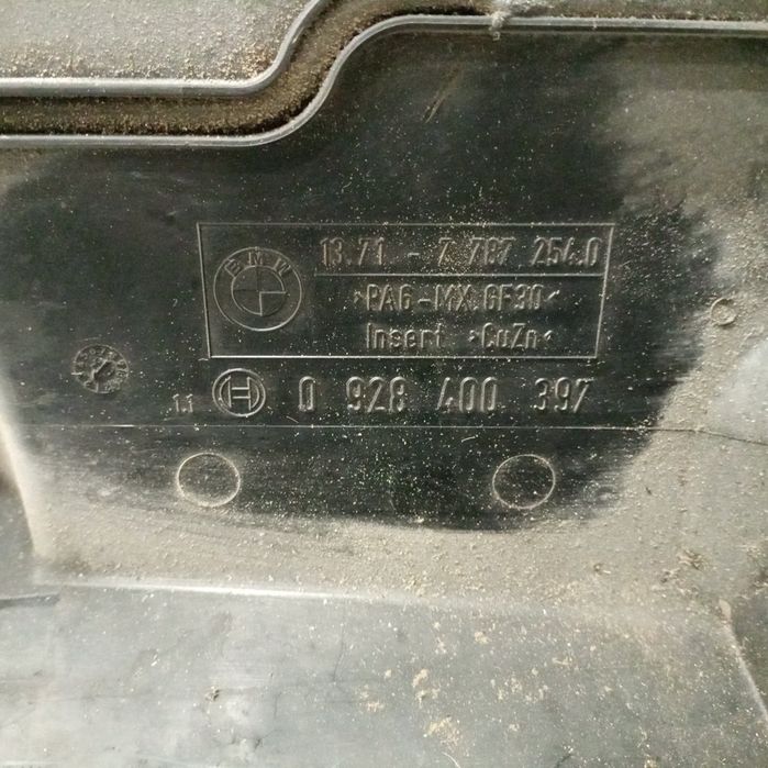 Acabamento de Caixa de Filtro de Arr - BMW 3 (E90) | 04 - 12