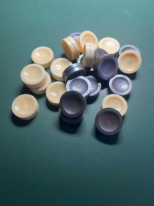 Jogo de Damas Dente de Cachalote