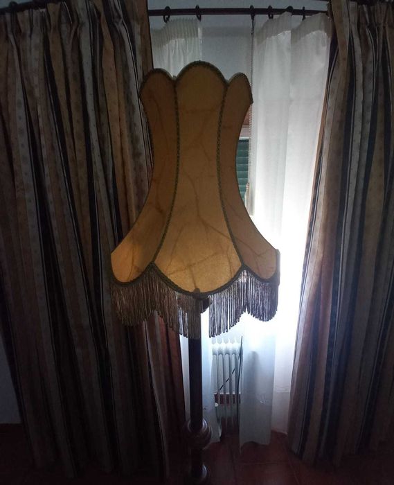 Móveis semi-usados