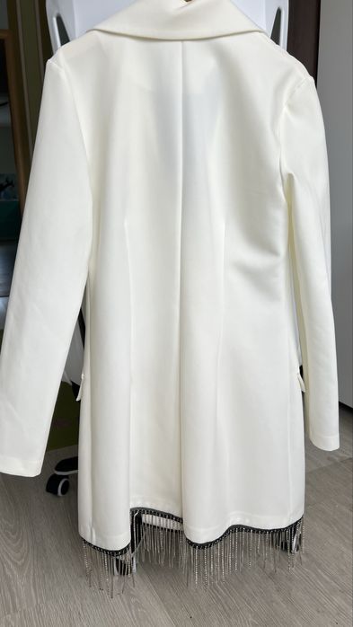 Сукня піджак молочного кольору