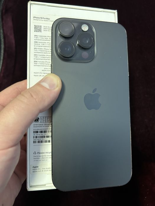 Смартфон Apple iPhone 16 Pro Max 256Gb Black Titanium б/у фізична сім
