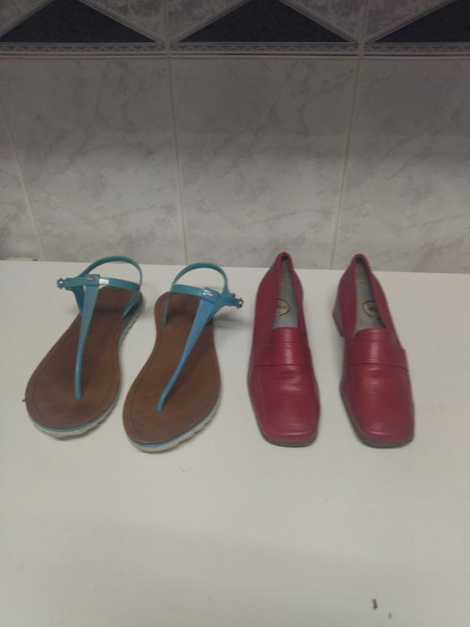 Sapatos em couro e sandálias senhora