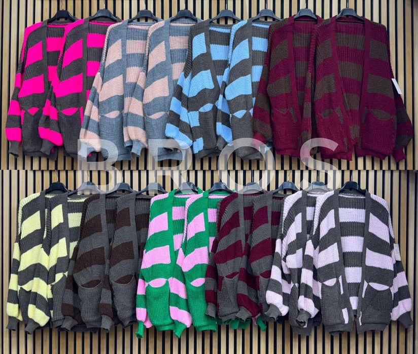 Sweter w szerokie.pasy oversizie