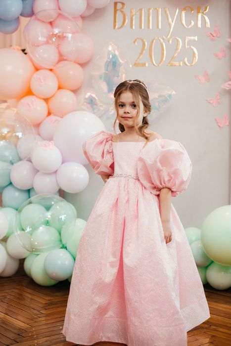 Випускна сукня в садочок ( 116 розмір)